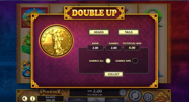 Dragon & Phoenix slot gamble feature