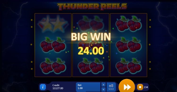 Thunder Reels online slot big win