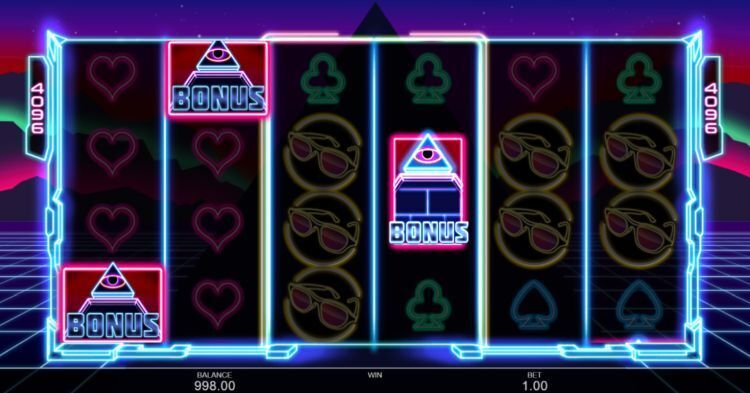 Neon-Pyramid slot review free games trigger