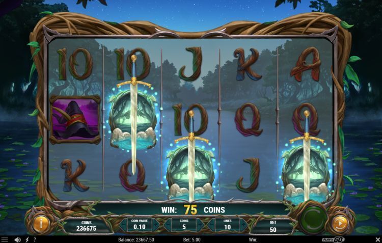 Lord Merlin and the lady of the Lake slot bonus trigger 2