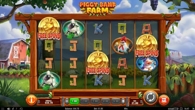 Piggy Bank Farm slot free spins trigger